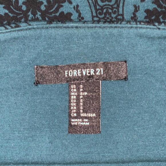 Forever 21 Mini Skirt - Picture 4 of 4